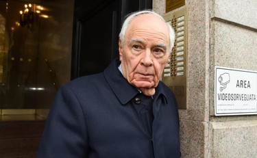 Coronavirus, ex ministro Sirchia: ‘Abbassare il prezzo del latte artificiale’