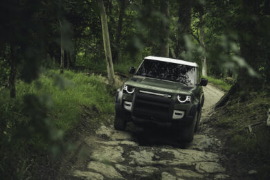 Tradizione e innovazione per la nuova Land Rover Defender