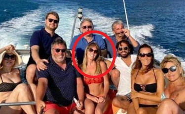 Maria Elena Boschi e le foto a Ischia: “Da anni sul web mi odiano” Maria Elena Boschi e le foto a Ischia: “Da anni sul web mi odiano”