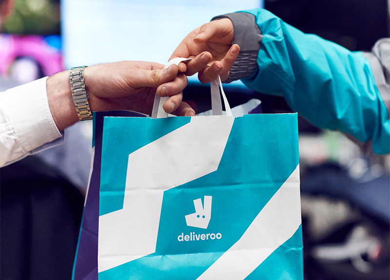 Deliveroo for Business: salgono a +130% gli ordini in un anno Deliveroo for Business: salgono a +130% gli ordini in un anno
