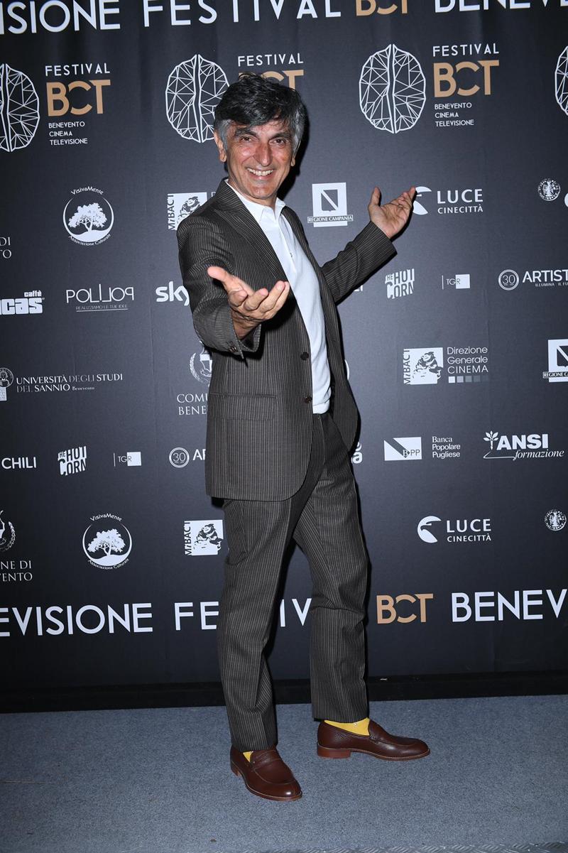 Galleria foto 'Vincenzo Salemme, Premio alla Carriera: boom di presenze al BCT di Benevento' - foto 1