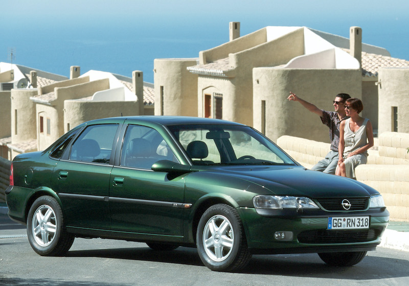 25 anni fa Opel Vectra precorse i tempi