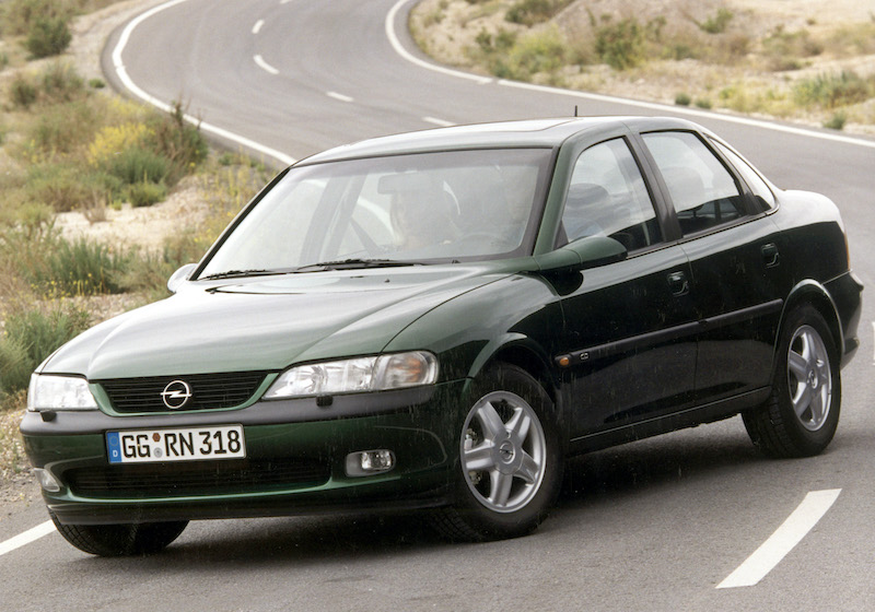 25 anni fa Opel Vectra precorse i tempi