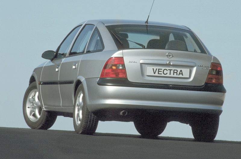 25 anni fa Opel Vectra precorse i tempi