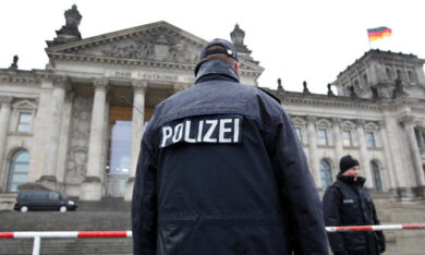 ‘Ndrangheta, estradato dalla Germania il latitante Francesco Modaffari