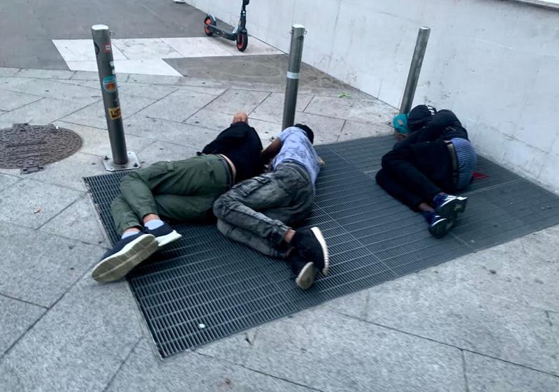 Stazione Centrale, Sardone: “Milano come Lampedusa”. FOTO-VIDEO Stazione Centrale, Sardone: “Milano come Lampedusa”. FOTO-VIDEO