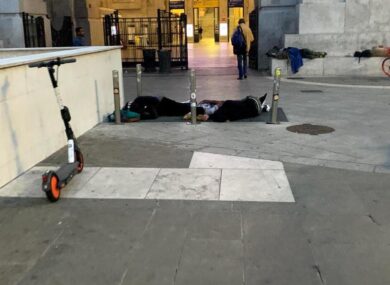 Stazione Centrale, Sardone: “Milano come Lampedusa”. FOTO-VIDEO
