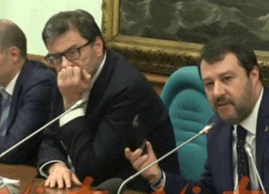 Lega, spuntano 39 bonifici ‘sospetti’. Indagini su movimenti da 500 mila euro