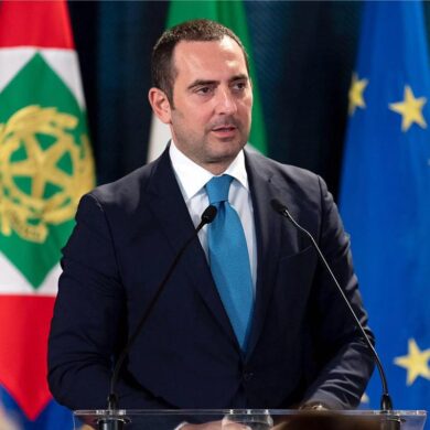 Incontro Conte-Spadafora: dimissioni congelate?