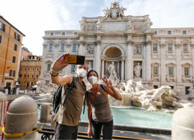 Roma deserta, agosto senza turisti: persi 100 mln. Chiudono alberghi e negozi