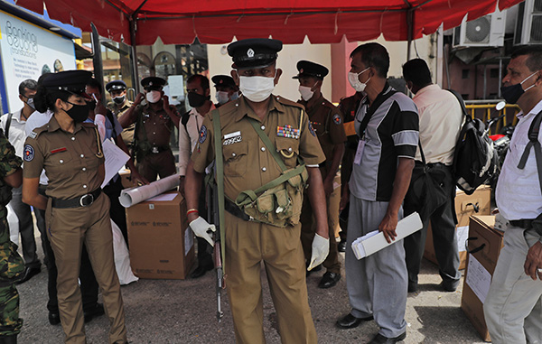 Sri Lanka al voto tra Cina e India. Rajapaksa vuole la maggioranza assoluta Sri Lanka al voto tra Cina e India. Rajapaksa vuole la maggioranza assoluta