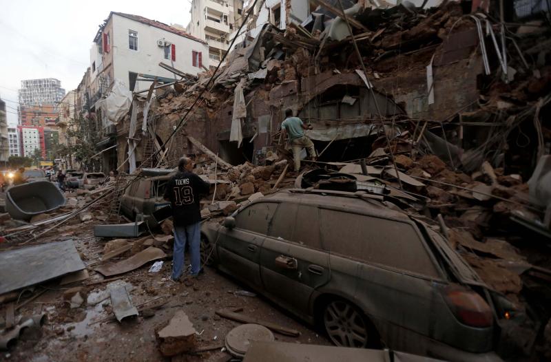 Libano: 149 morti nella doppia esplosione, lo shock si trasforma in rabbia Libano: 149 morti nella doppia esplosione, lo shock si trasforma in rabbia