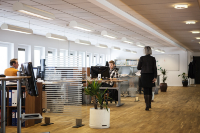 Coronavirus, Inail: in un mese +1.377 contagi su luogo lavoro