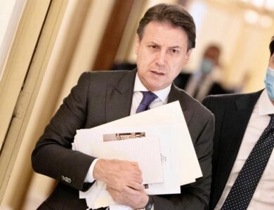 Conte a cena con Fontana? “No, Zaia”. Camici: “Se ne occupano i pm”