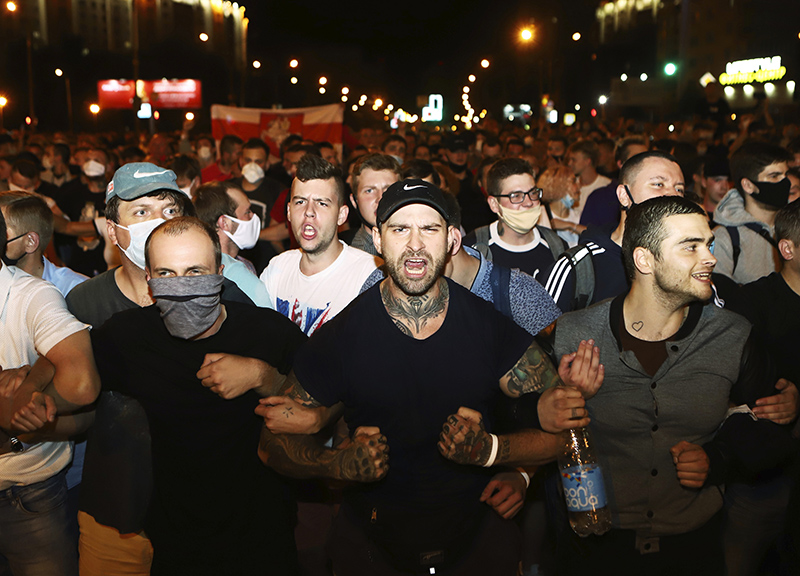 Bielorussia: vince Lukashenko, proteste. Il futuro di Minsk tra Mosca e Ue Bielorussia: vince Lukashenko, proteste. Il futuro di Minsk tra Mosca e Ue