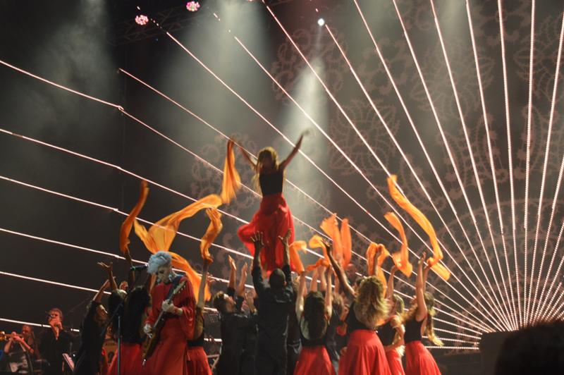 Notte della Taranta 2020, concertone ai raggi X: niente pubblico. Ma Rai2… Notte della Taranta 2020, concertone ai raggi X: niente pubblico. Ma Rai2…