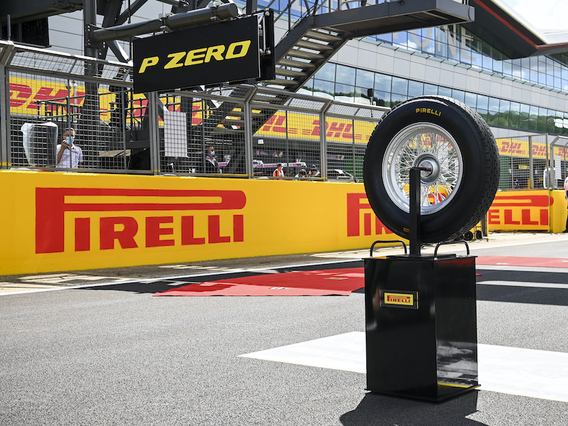 Pirelli Stella Bianca torna in pista a Silverstone Pirelli Stella Bianca torna in pista a Silverstone