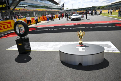 Pirelli Stella Bianca torna in pista a Silverstone
