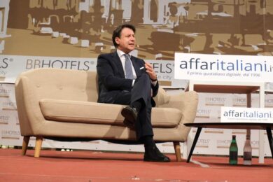 Infrastrutture, La Piazza scatena il dibattito.Conte? Giusto pensare in grande