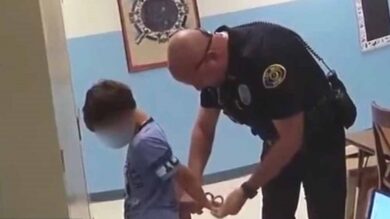 Usa, bimbo di otto anni arrestato: il video virale finisce sul web