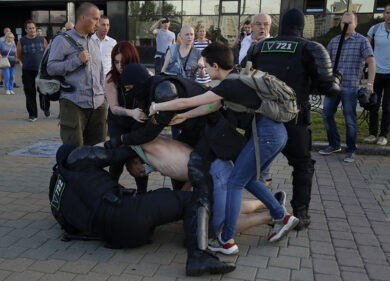 Bielorussia, nella notte nuove proteste e oltre mille arresti