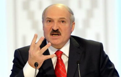 Bielorussia, Lukashenko: “Nuovo voto solo dopo nuova costituzione”