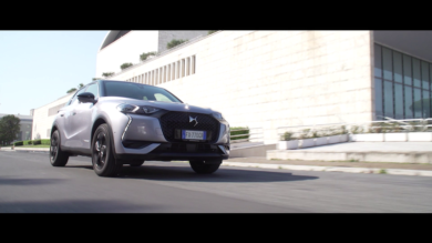 DS 3 Crossback Performance Line, in allestimento sportivo