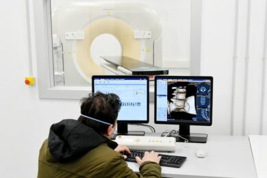 Ospedale in Fiera Milano, la proposta: ospitare 32 ambulatori non Covid