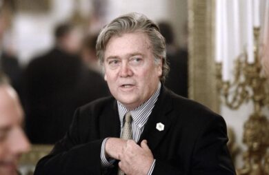 Usa, Bannon: fissata cauzione da 5 mln di dollari. Gozi: “Alleato sovranisti”