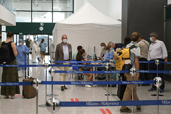Malpensa da oggi test tampone Coronavirus ( a turisti ) Malpensa da oggi test tampone Coronavirus ( a turisti )