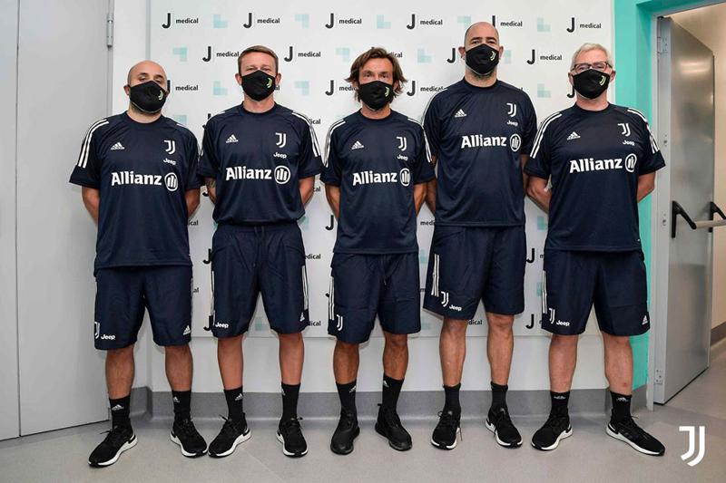 Juve, Pirlo alla Continassa: primo giorno da mister. TUTTE LE FOTO Juve, Pirlo alla Continassa: primo giorno da mister. TUTTE LE FOTO