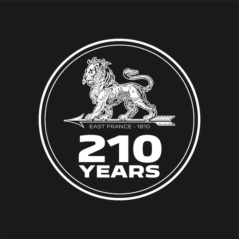 Peugeot festeggia 210 anni di passione e innovazione