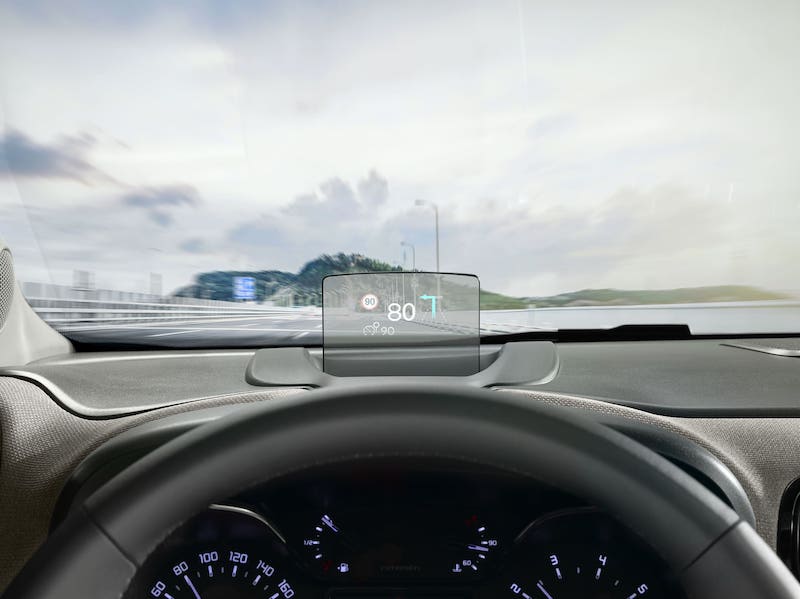 Citroen: Color Head Up Display per essere sempre concentrati sulla guida Citroen: Color Head Up Display per essere sempre concentrati sulla guida