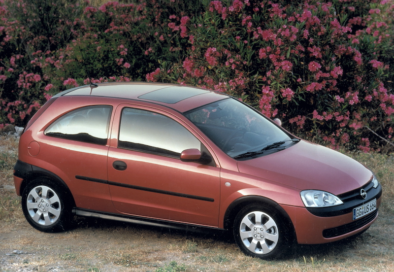 Opel Corsa, la terza generazione rivoluzionò il segmento delle compatte