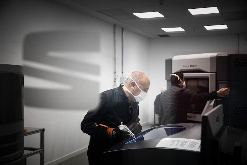SEAT scommette sull’innovazione, puntando sulla stampa 3D SEAT scommette sull’innovazione, puntando sulla stampa 3D