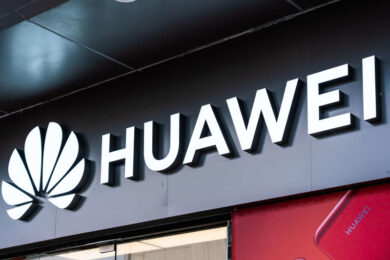 Coronavirus, cellulari sotto controllo: possibile capire dalla voce se infetti