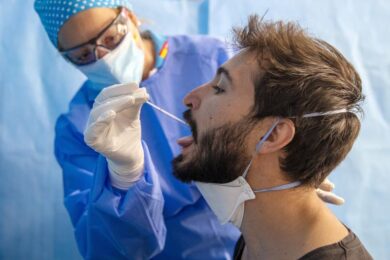 Lombardia 235 nuovi positivi Covid, quasi 13mila i tamponi