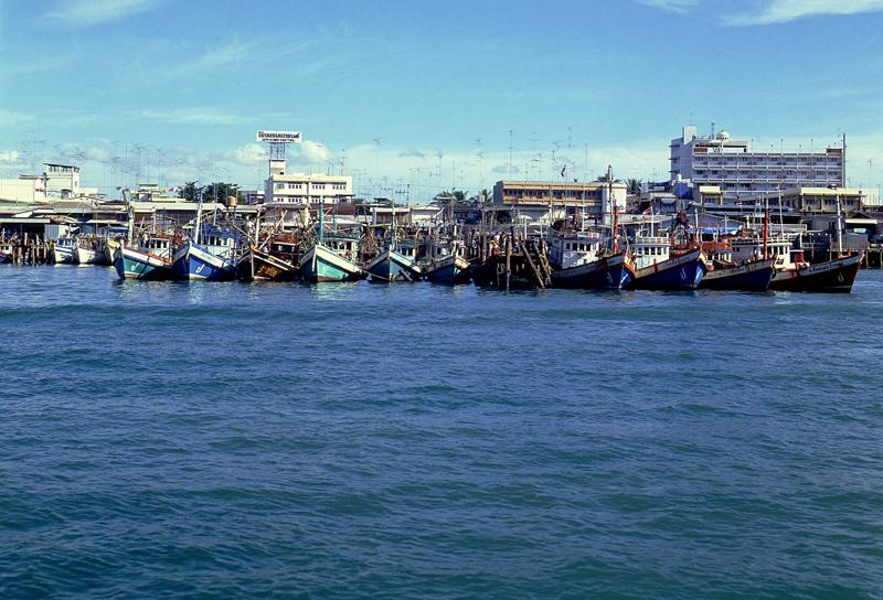 Libia: sequestrati 2 pescherecci di Mazara del Vallo, altri 2 in fuga Libia: sequestrati 2 pescherecci di Mazara del Vallo, altri 2 in fuga