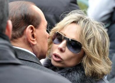 Mediaset apre il dossier Rete Tim. Ora il difficile patto con Bollorè