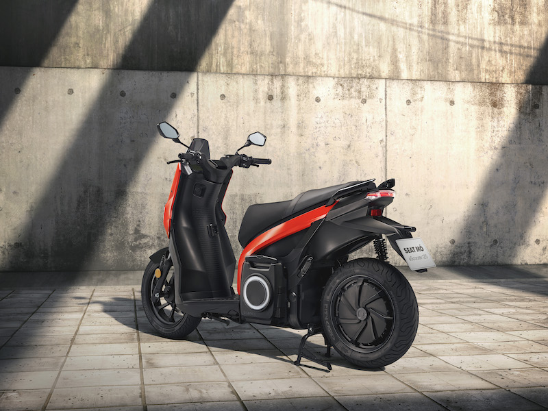 SEAT, MÓ eScooter 125 e MÓ eKickScooter 65 nati per la mobilità urbana SEAT, MÓ eScooter 125 e MÓ eKickScooter 65 nati per la mobilità urbana
