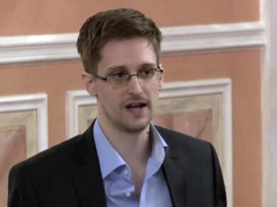 Snowden, corte Usa gli dà ragione:“Illegale la sorveglianza Nsa sui cittadini”