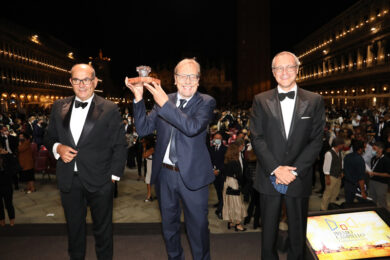Premio Campiello a Remo Rapino. In piazza San Marco ricordato Philippe Daverio