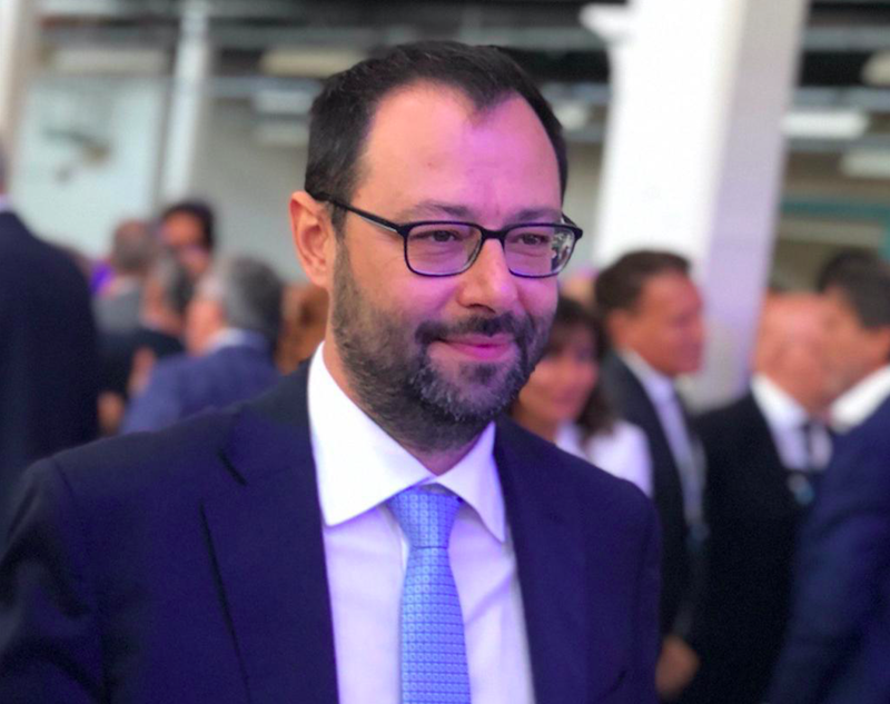 Rete, Patuanelli: “Stato dev’essere guida. Non in Alitalia per 20 anni” Rete, Patuanelli: “Stato dev’essere guida. Non in Alitalia per 20 anni”