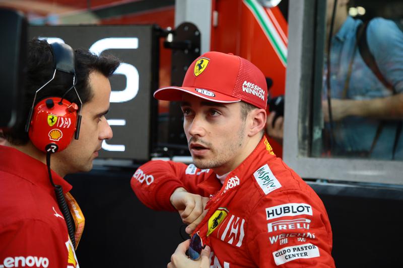 Ferrari crisi senza fine. Vettel: “Incubo”. Leclerc: “Macchina difficile da guidare” Ferrari crisi senza fine. Vettel: “Incubo”. Leclerc: “Macchina difficile da guidare”