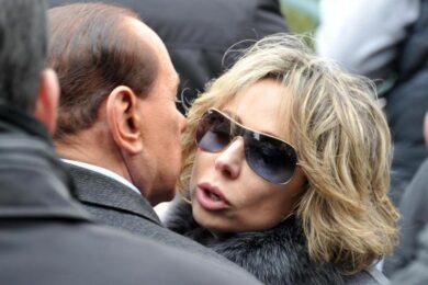 Marina Berlusconi positiva al Covid. Silvio, quadro clinico in miglioramento