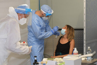 Coronavirus: nuovi contagi in leggero calo, in Italia 1.108 casi