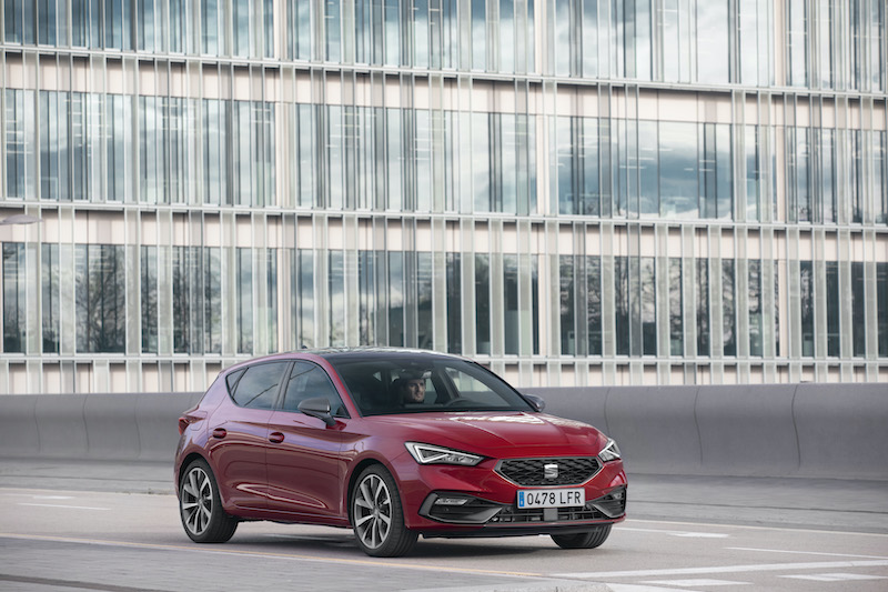 Nuova Seat Leon, pronta alla sfida nel segmento delle compatte Nuova Seat Leon, pronta alla sfida nel segmento delle compatte