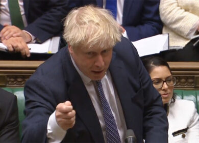 Brexit, la Gran Bretagna ammette: “Violato il diritto internazionale”