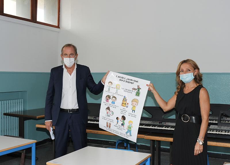 Riapertura scuole in sicurezza con Emanuele Antonelli sindaco di Busto Arsizio Riapertura scuole in sicurezza con Emanuele Antonelli sindaco di Busto Arsizio