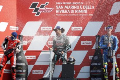 Morbidelli domina a Misano. “E’ per mio papà”. Bagnaia super. MotoGp show